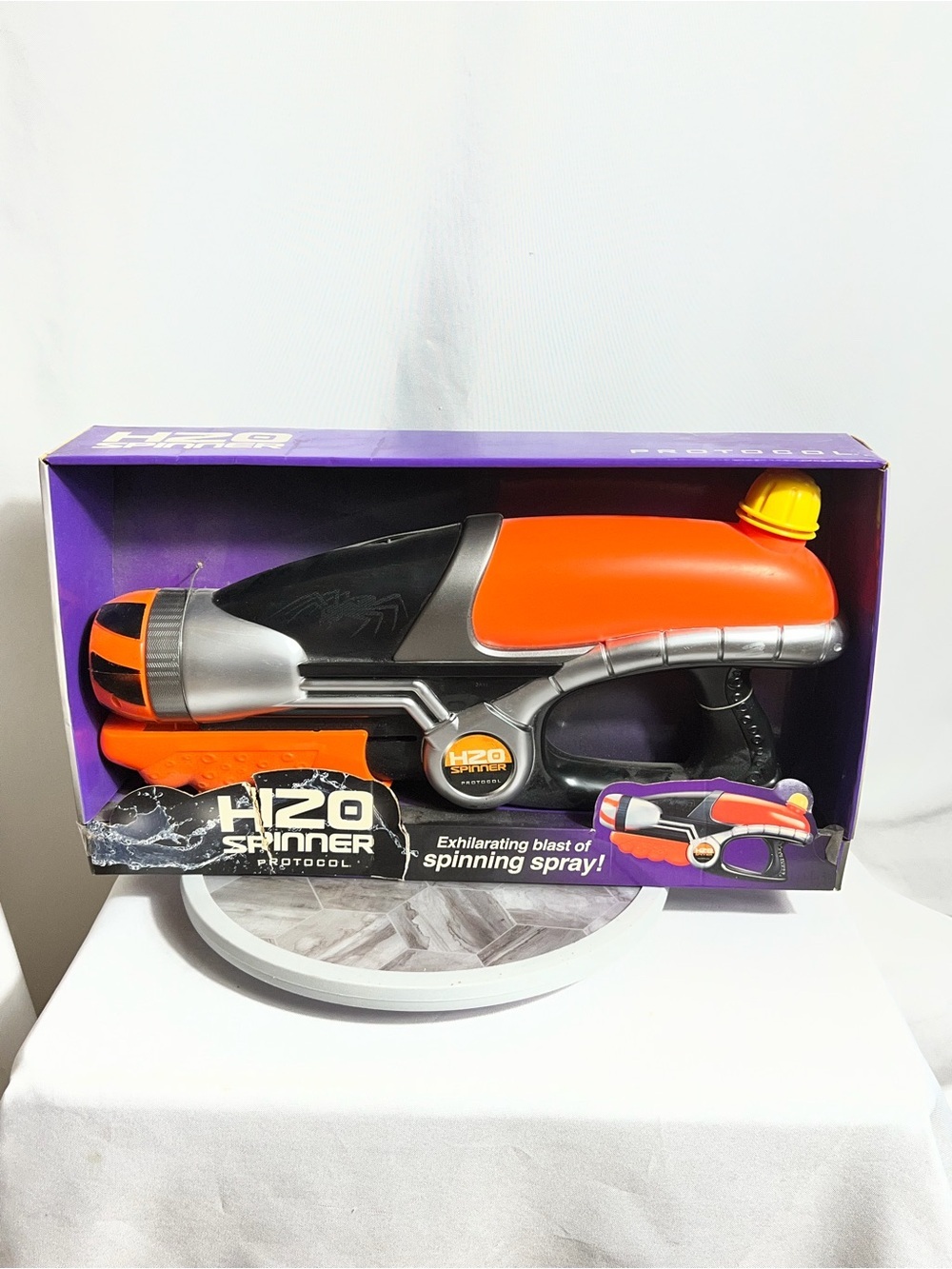 Protocol H2O Spinner Water Gun Pump Action Oscillating Sprayer NIB Summer Toy